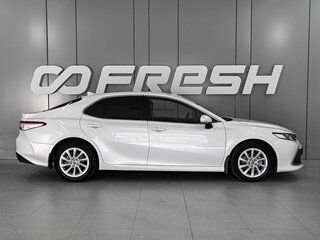 2021 Toyota Camry VIII (XV70) Рестайлинг, белый, 2999000 рублей, вид 5