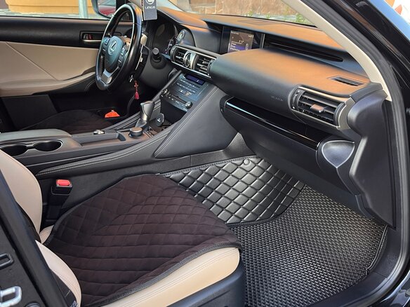2020 Lexus IS 300 III Рестайлинг, чёрный - вид 19