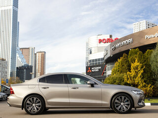 2019 Volvo S60 III, серый, 3368000 рублей, вид 3