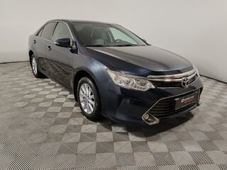 2015 Toyota Camry VII (XV50) Рестайлинг, серый, 1549000 рублей, вид 3