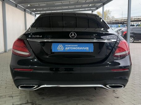 2018 Mercedes-Benz E-Класс 220 d V (W213, S213, C238), чёрный, 2750000 рублей, вид 4
