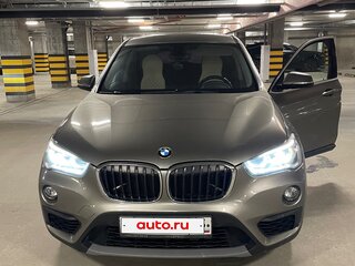 2017 BMW X1 20i xDrive II (F48), серый, 2500000 рублей, вид 2