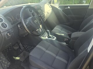 2010 Volkswagen Tiguan I, чёрный, 990000 рублей, вид 5