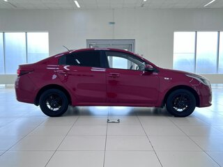 2018 Kia Rio IV, красный, 1330000 рублей, вид 4
