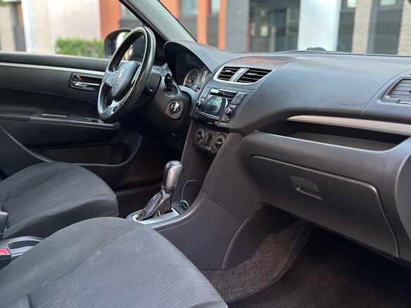 2011 Suzuki Swift IV, серый, 720000 рублей - вид 10