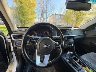 2018 Kia Optima IV Рестайлинг, белый, 1230000 рублей, вид 5