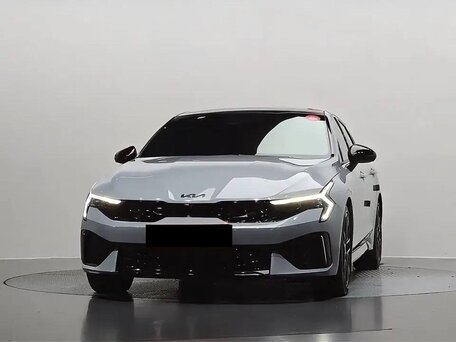 2025 Kia K5 III Рестайлинг, серебристый, 3270000 рублей, вид 2