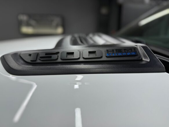 2023 Ram 1500 Crew Cab V, белый, 7700000 рублей - вид 21