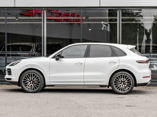 2020 Porsche Cayenne III, белый, 5927000 рублей, вид 2