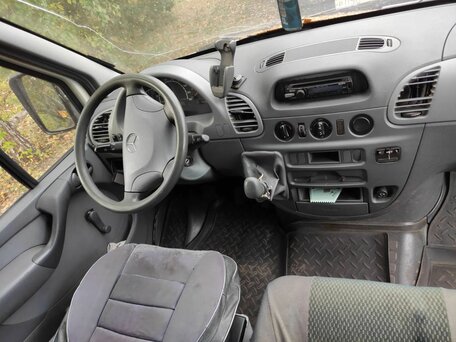 2001 Mercedes-Benz Sprinter, белый, 600000 рублей, вид 4