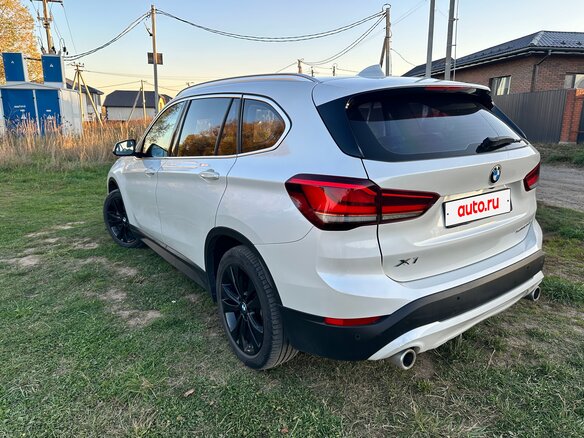 2020 BMW X1 Long 20Li sDrive II (F48) Рестайлинг, белый, 2890000 рублей - вид 6