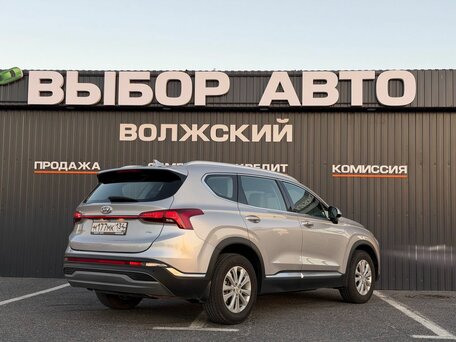 2021 Hyundai Santa Fe IV Рестайлинг, серебристый, 3160000 рублей, вид 2
