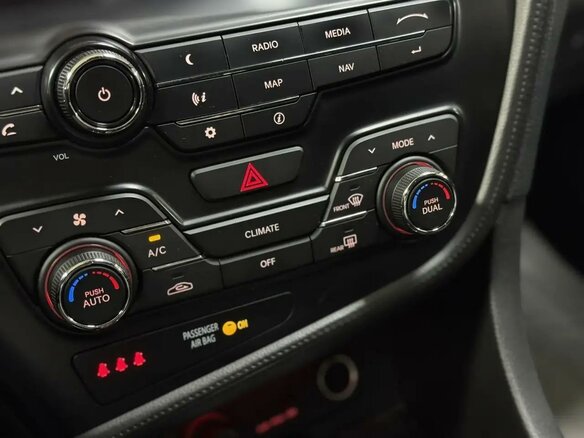 2013 Kia Optima III Рестайлинг, чёрный, 919000 рублей - вид 12