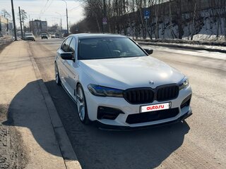 2019 BMW 5 серии 520d xDrive VII (G30/G31/G38), белый, 4750000 рублей, вид 4
