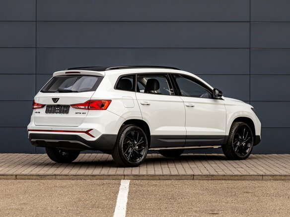 2023 Jetta VS7 I Рестайлинг 1, белый, 2295000 рублей - вид 5