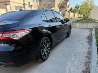 2022 Toyota Camry VIII (XV70) Рестайлинг, чёрный, 3200000 рублей, вид 5