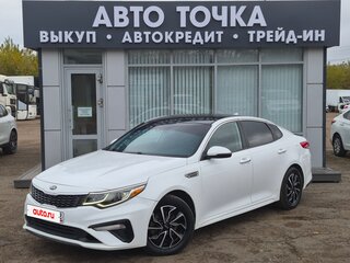 2018 Kia Optima IV Рестайлинг, белый, 1450000 рублей, вид 1