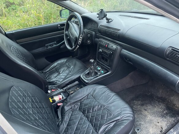 1997 Audi A4 I (B5), чёрный, 200000 рублей - вид 5
