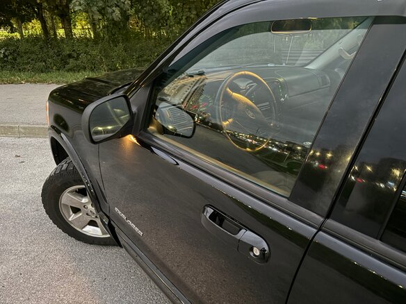 2005 Ford Explorer III, чёрный - вид 20