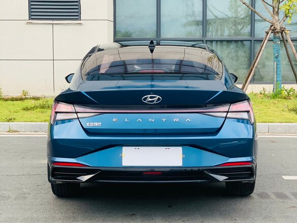2022 Hyundai Elantra VII (CN7), синий, 1430000 рублей - вид 4