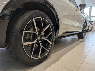 2026 Volkswagen Tavendor I Рестайлинг, белый, 6190000 рублей, вид 4