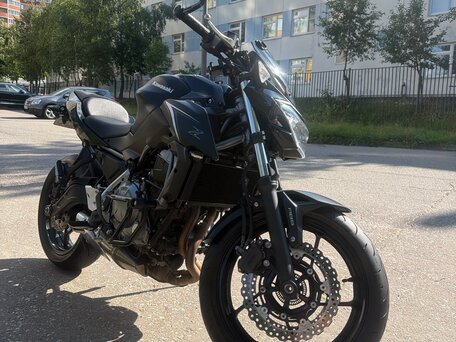 2017 Kawasaki Z 650, чёрный, 699999 рублей, вид 3