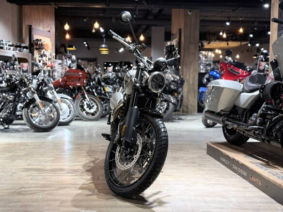 2024 Triumph Scrambler, серый, 1800000 рублей - вид 6