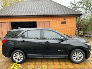 2018 Chevrolet Equinox III, чёрный, 1500000 рублей, вид 2