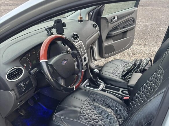 2005 Ford Focus II, серебристый, 375000 рублей - вид 11