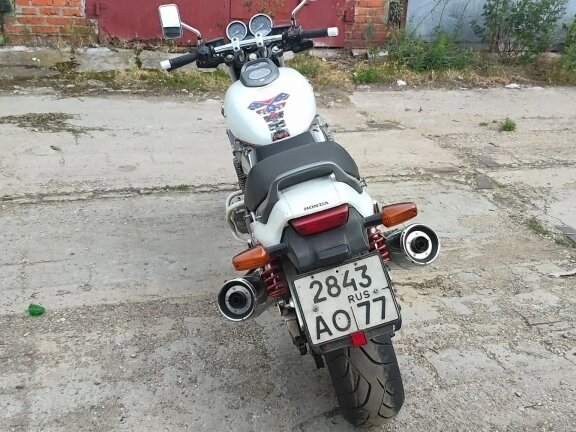 2000 Honda X4, белый, 450000 рублей - вид 7