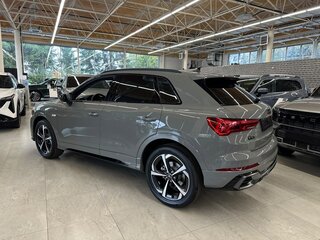 2026 Audi Q3 45 TFSI II (F3), серый, 3499000 рублей, вид 3