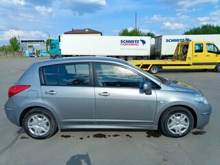 2011 Nissan Tiida I Рестайлинг, серый, 699000 рублей, вид 2