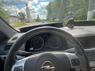 2011 Opel Astra H Рестайлинг, белый, 730000 рублей, вид 3