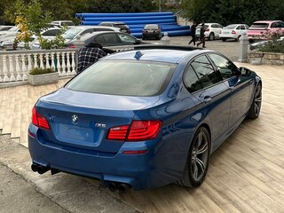2011 BMW M5 V (F10), синий, 3250000 рублей, вид 4