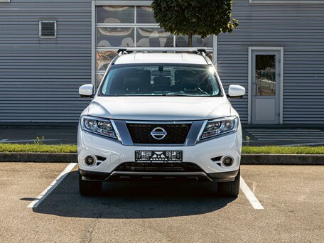 2015 Nissan Pathfinder IV, белый, 1499000 рублей, вид 2