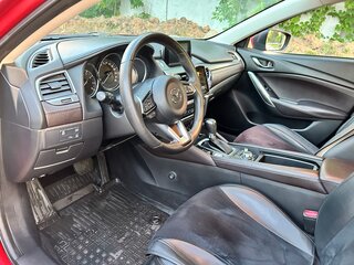 2017 Mazda 6 III (GJ) Рестайлинг, красный, 1800000 рублей, вид 5