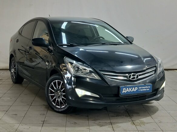 2014 Hyundai Solaris I Рестайлинг, чёрный, 530000 рублей - вид 2