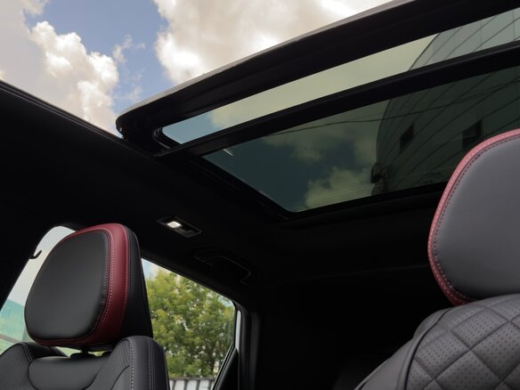 2024 Geely Coolray (Binyue Cool) I Рестайлинг, белый, 2250000 рублей - вид 13