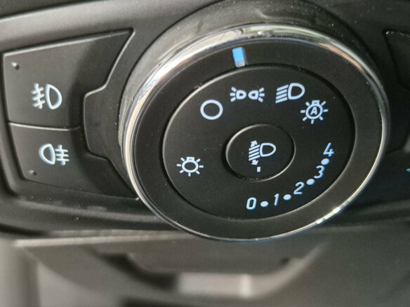 2014 Ford Focus III, чёрный - вид 16