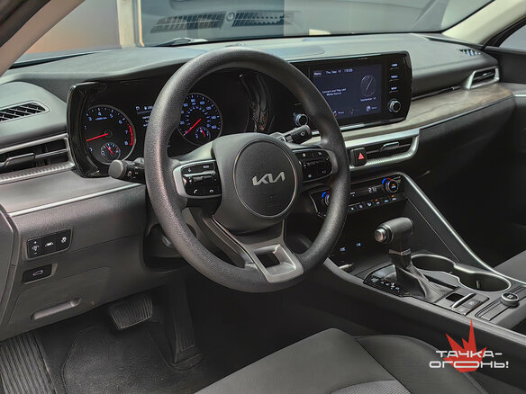 2022 Kia K5 III, серый - вид 9