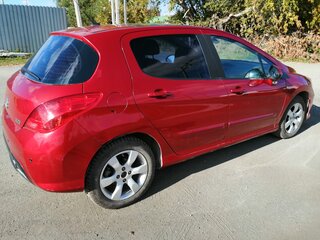 2008 Peugeot 308 I, красный, 450505 рублей, вид 4