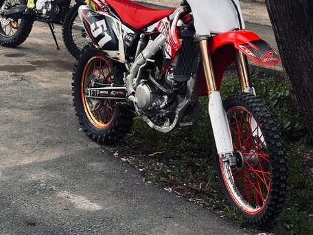2008 Honda CRF 450R, красный, 250000 рублей, вид 1
