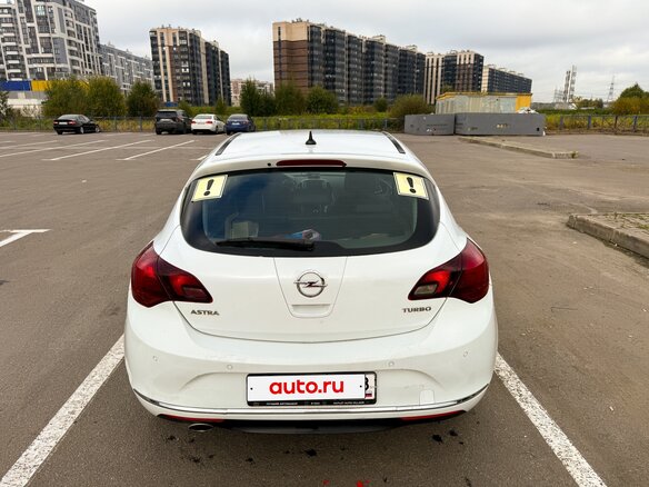 2012 Opel Astra J Рестайлинг, белый, 720000 рублей - вид 6
