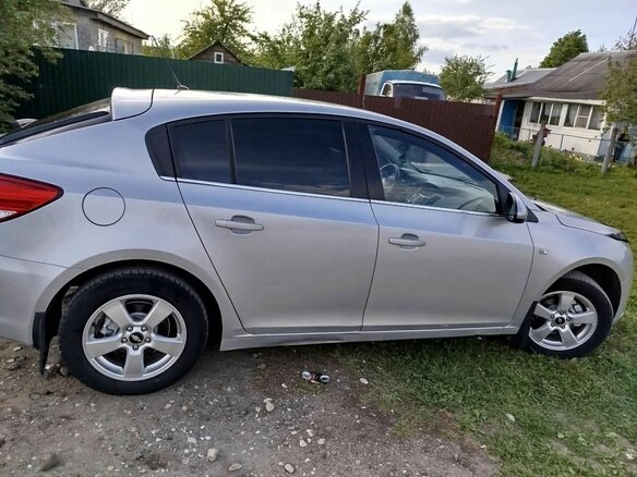 2012 Chevrolet Cruze I, серебристый - вид 2