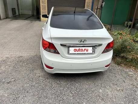 2011 Hyundai Solaris I, белый, 875000 рублей, вид 3