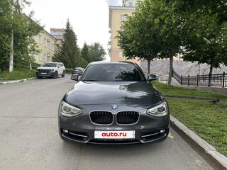 2011 BMW 1 серии 118i II (F20/F21), серый, 1280000 рублей, вид 1