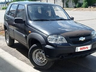 2011 Chevrolet Niva I Рестайлинг, чёрный, 325000 рублей, вид 2