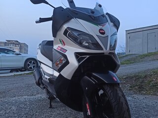 2015 Aprilia SR Max 300, белый, 320000 рублей, вид 4