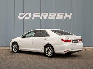 2013 Toyota Camry VII (XV50), белый, 1265000 рублей, вид 2
