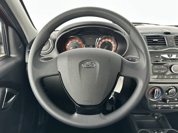 2026 Lada (ВАЗ) Granta Active Cross I Рестайлинг, красный - вид 9